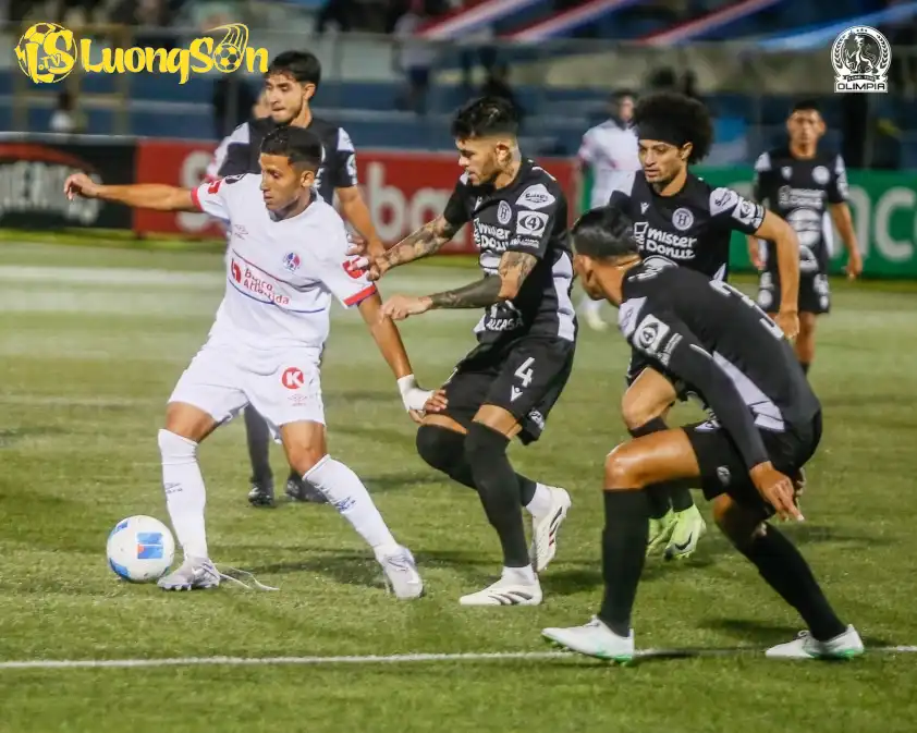 Hercules đang có phong độ kém cỏi trong thời gian qua