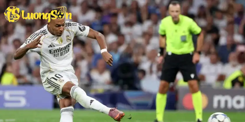 Chuyên gia luật cân nhắc về quả phạt đền gây tranh cãi của Real Madrid